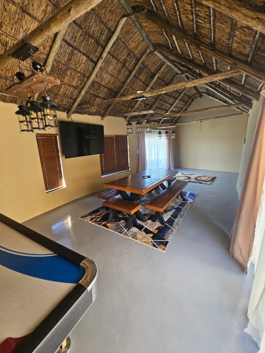 5 Bedroom Property for Sale in Bloemhof North West